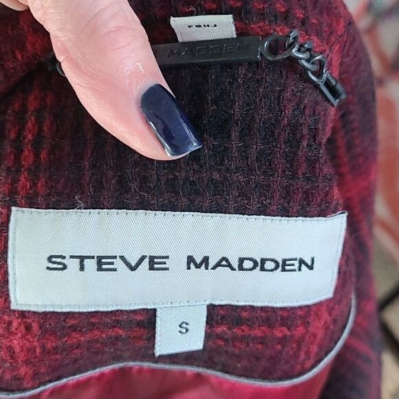 Steve Madden Button Down Plaid Red and Black Coat Size S - Picture 7 of 7